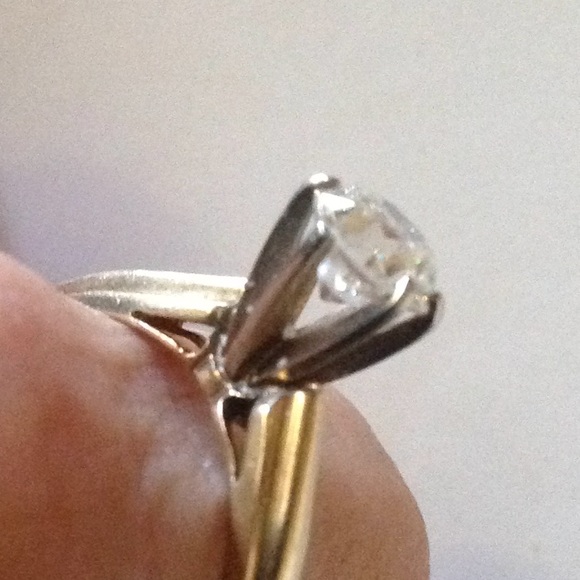 1.13 carats European cut Diamond Solitaire Ring - Picture 3 of 8